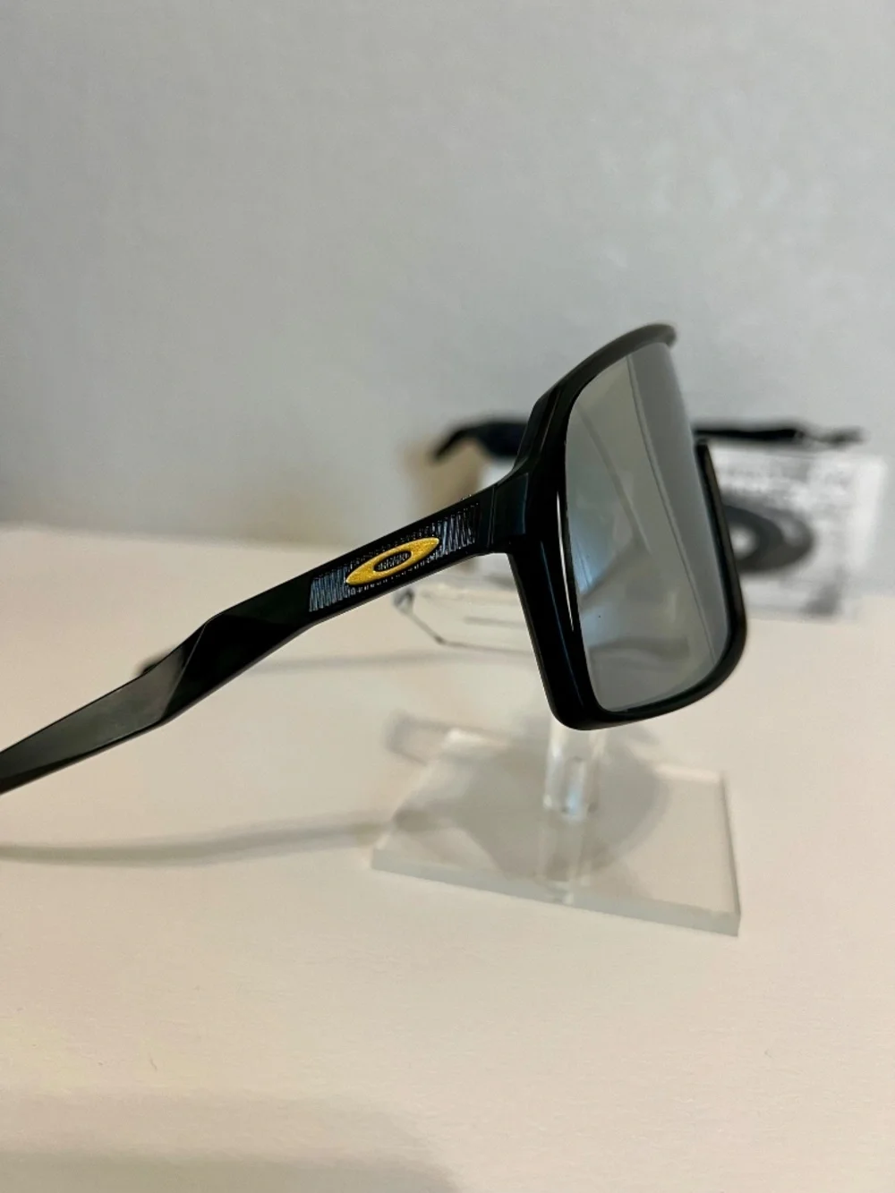 Oakley sutro sunglasses